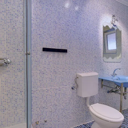Nur 500 Meter Bis Zum Kieselstrand Mit Grossem Pool , Schlafzimmer, Bad, Kueche, Klima, Wlan Ližnjan